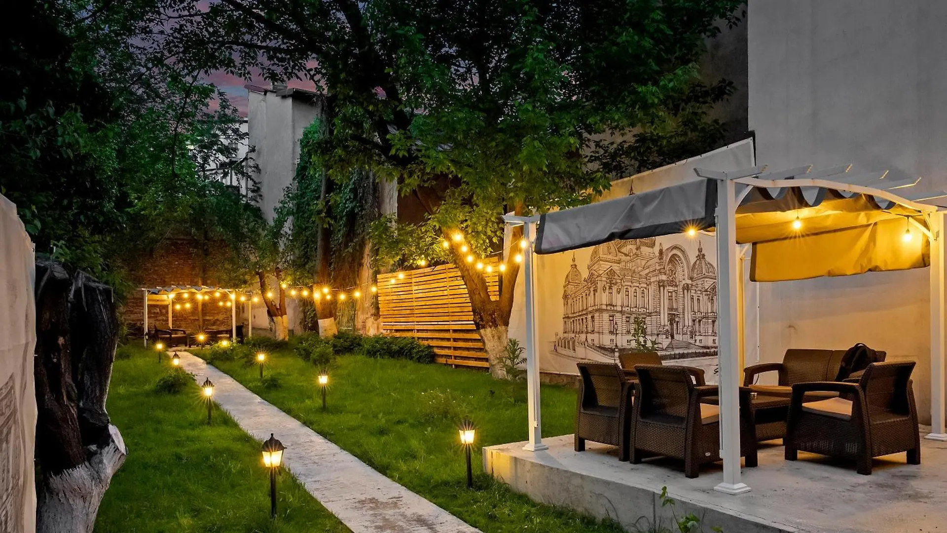 בוקרשט Garden Villa High Ceilings Free Parking 0*,  רומניה