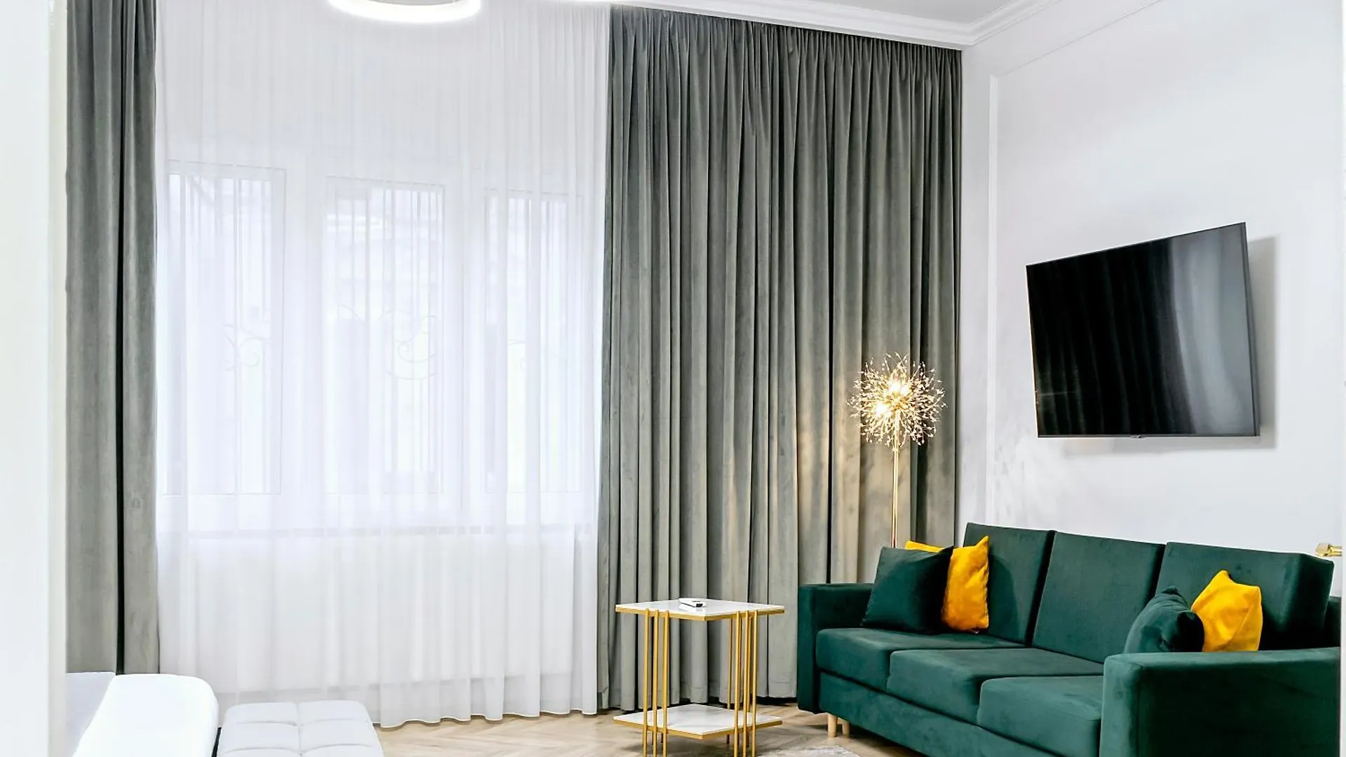 Garden Villa High Ceilings Free Parking Bucareste Roménia